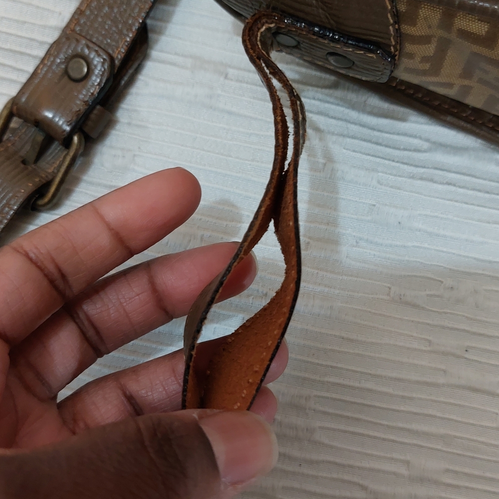 Vintage Fendi Monogram Crossbody with Brown Trim - Picture 15 of 16